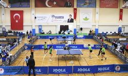 Osmangazi'de masa tenisi mücadelesi