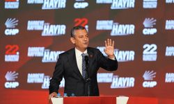 Özel'den kurultaya damga vuran mesaj!