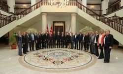 Bursa Valisi Ayyıldız, muhtarları ağırladı