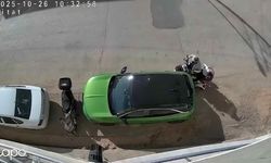 Bursa’da park halindeki otomobile çarpıp kaçtı