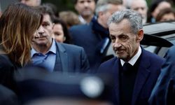 Tarihte bir ilk: Sarkozy cezaevinde