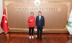 Başkan Aydın şampiyon sporcuyu ağırladı