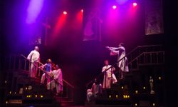 Bursa Şehir Tiyatrosu perdelerini ücretsiz açıyor