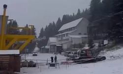 Uludağ'da kar yağışı etkisini gösterdi