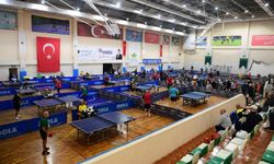 Veteran sporcular final için ter döktü