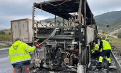 Öğrencileri taşıyan otobüs yandı!