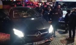 Bursa'da silahla vuruldu! Siteye sığındı