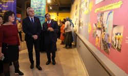 Göçmenlerin yolculuğu ‘Kimlik’le sergilendi