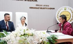 Başkan Aydın yılın son nikahını kıydı