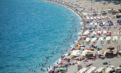 Antalya turizminden 17,5 milyar dolarlık katkı