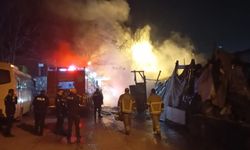 Barakada çıkan yangında canını zor kurtardı