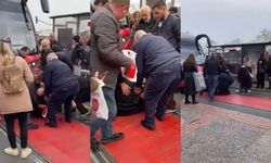 Yaşlı adama tramvay çarptı!