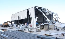 Bursa’da 3 işyeri yıkıldı