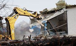 Uludağ'ın güzelliğini mahveden yapı yerle bir!