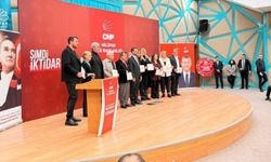 Nilüfer'de mahalle temsilcileri mazbatalarını aldı