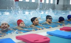 Yenişehir Kapalı Yüzme Havuzu açıldı