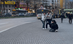 Fırtınada uçmamak için yerlere yattılar!
