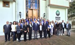 BUSİAD İK Kodları mezun verdi