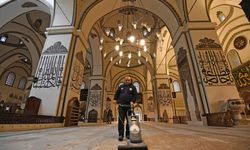 Ulu Camii Teravihlere Hazır