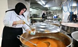 Yıldırım’da, gönüller de sofralar da bir