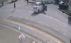 Motosiklet sürücüsü böyle savruldu!