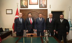 Tekin: Ercan başkanımızın yanındayız