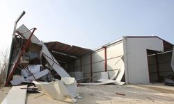 Tarım alanındaki dev kaçak yapı yıkıldı!