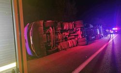 Bursa’da TIR devrildi