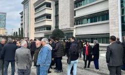 CHP teşkilatı belediye binasında!