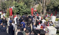 Bursa protokolü Pınarbaşı Şehitliği'nde