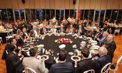 Büyükşehir Meclisi ailesi iftarda buluştu