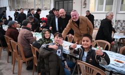 Karabatı, sokak iftarında vatandaşla buluştu