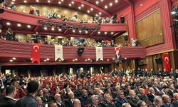 BURSA'DA 23 NİSAN COŞKUSU SALONA SIĞMADI