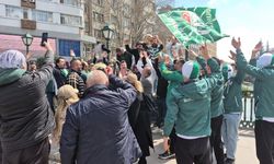 Bursaspor taraftarı akın etti
