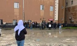 OKULDA YILDIRIM FACİASI: 2 ÖLÜ, 1 YARALI