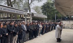 Ayla öğretmen ve öğrencilere Bursa'da veda