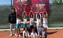 Osmangazili raketlerden madalya yağmuru