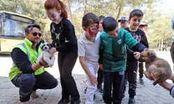 Çocuklar patili dostlarla buluştu