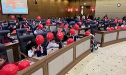 Büyükşehir'de meclis koltuğu çocukların