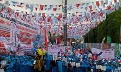HAK-İŞ 1 MAYIS'I BURSA'DA KUTLADI!