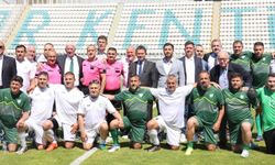 Bursa futbolunun eski yıldızları yeniden yeşil sahada