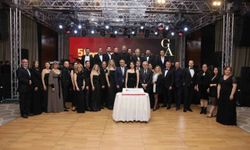 Bursa’da mesleğin duayeni içmimarlara ödül