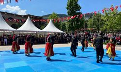 BURSA'DA 19 MAYIS COŞKUSU MEYDANLARA TAŞTI!