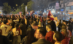ŞAMPİYONLUĞA BURSA'DA COŞKULU KUTLAMA