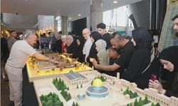Mukaddes Emanetler Sergisi'ne yoğun ilgi