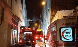 GECE YARISI İŞ YERİNİ ALEVLER SARDI