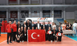 Turnuvada kupa Nilüfer Belediyespor'un!