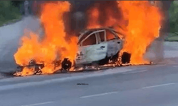 OTOMOBİL ALEV TOPUNA DÖNDÜ!