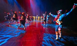 Bursa’da Karagöz Halk Dansları’ndan muhteşem final