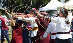 BURSA'DA ATA SPORLARI RÜZGÂRI ESTİ